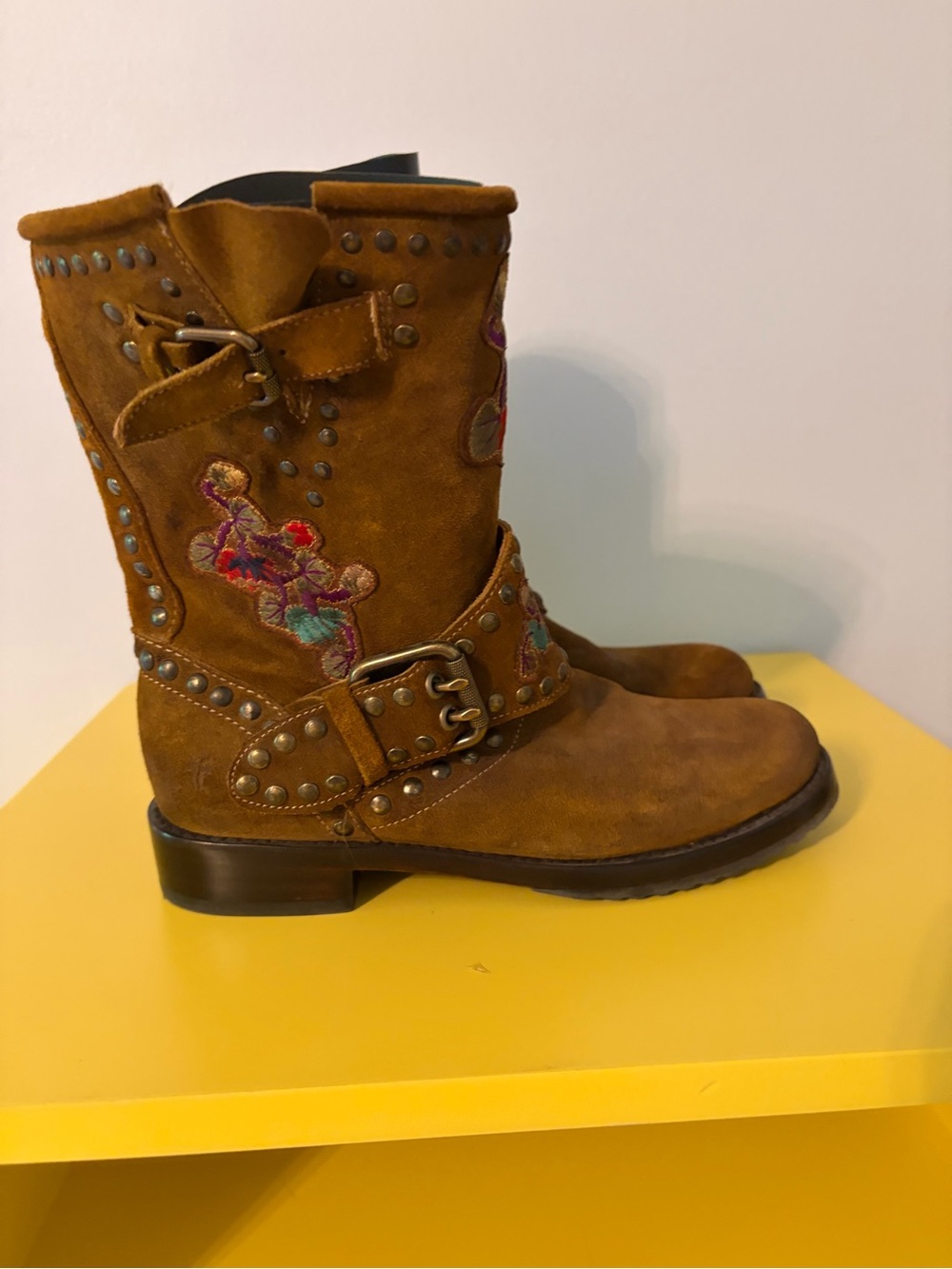 Frye Brown Suede Embroidered Ankle Boots with Multicolor Floral Accents - Picture 4 of 5